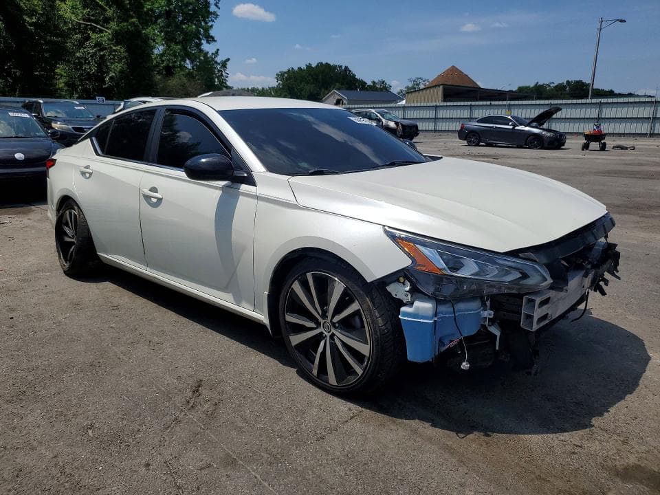 2019 NISSAN ALTIMA SR 4