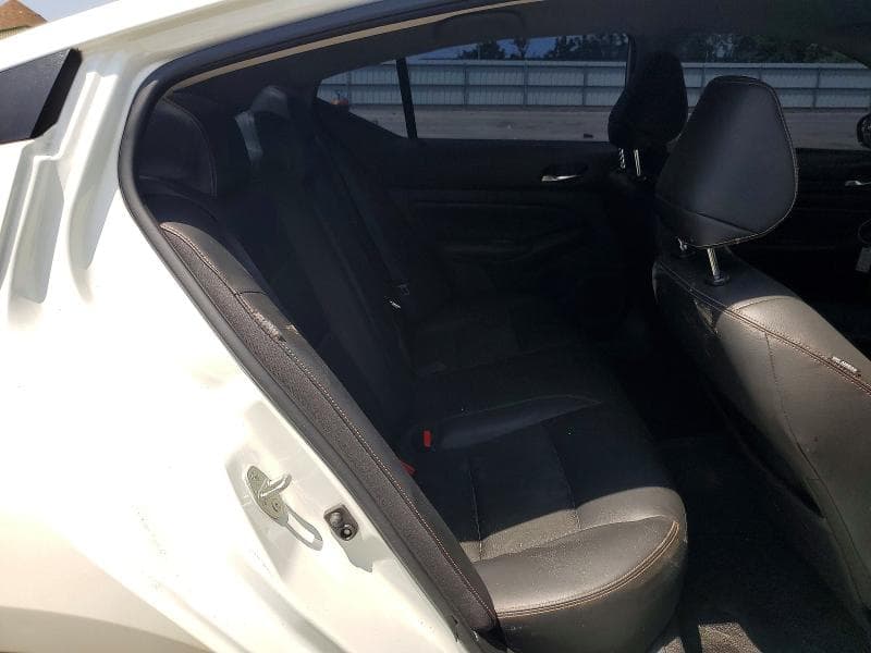 2019 NISSAN ALTIMA SR 10