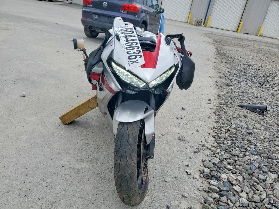 2017 HONDA CBR1000 RR 2