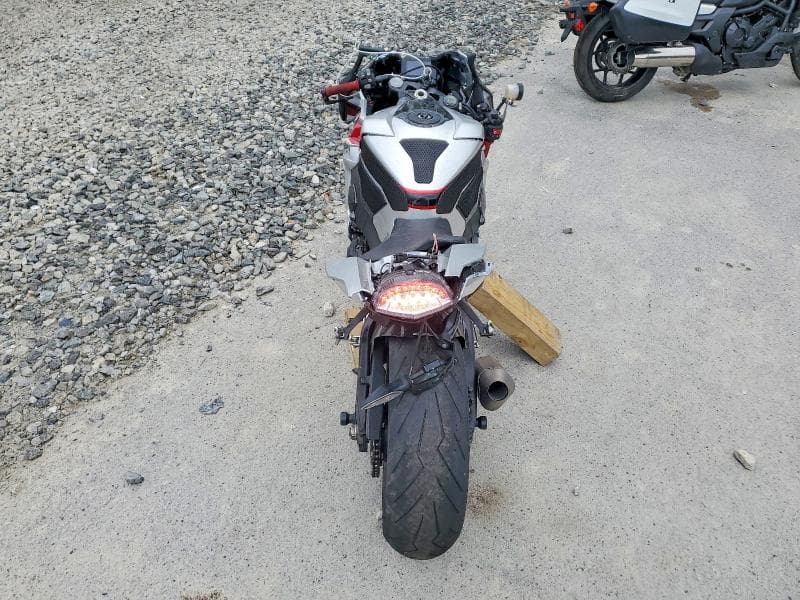2017 HONDA CBR1000 RR 6
