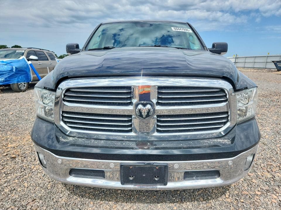 2016 RAM 1500 SLT 5