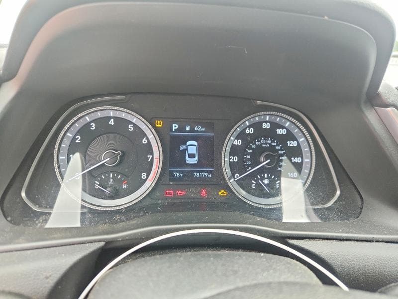 2020 HYUNDAI SONATA SE 9