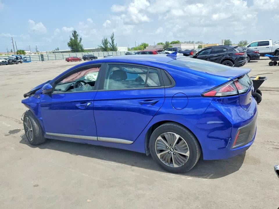 2022 HYUNDAI IONIQ SE 2