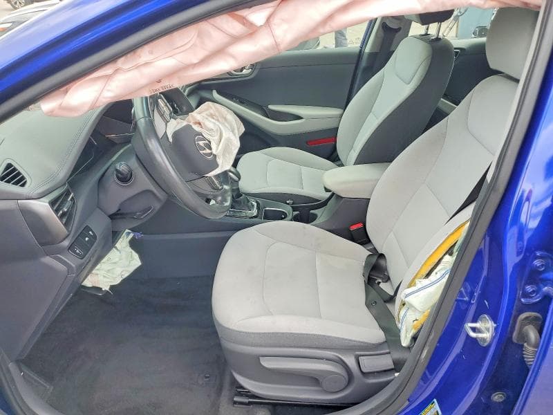 2022 HYUNDAI IONIQ SE 7