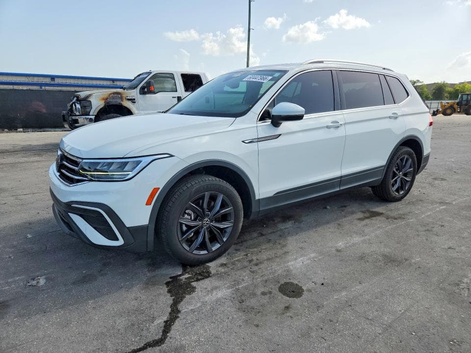 2022 VOLKSWAGEN TIGUAN SE - 1