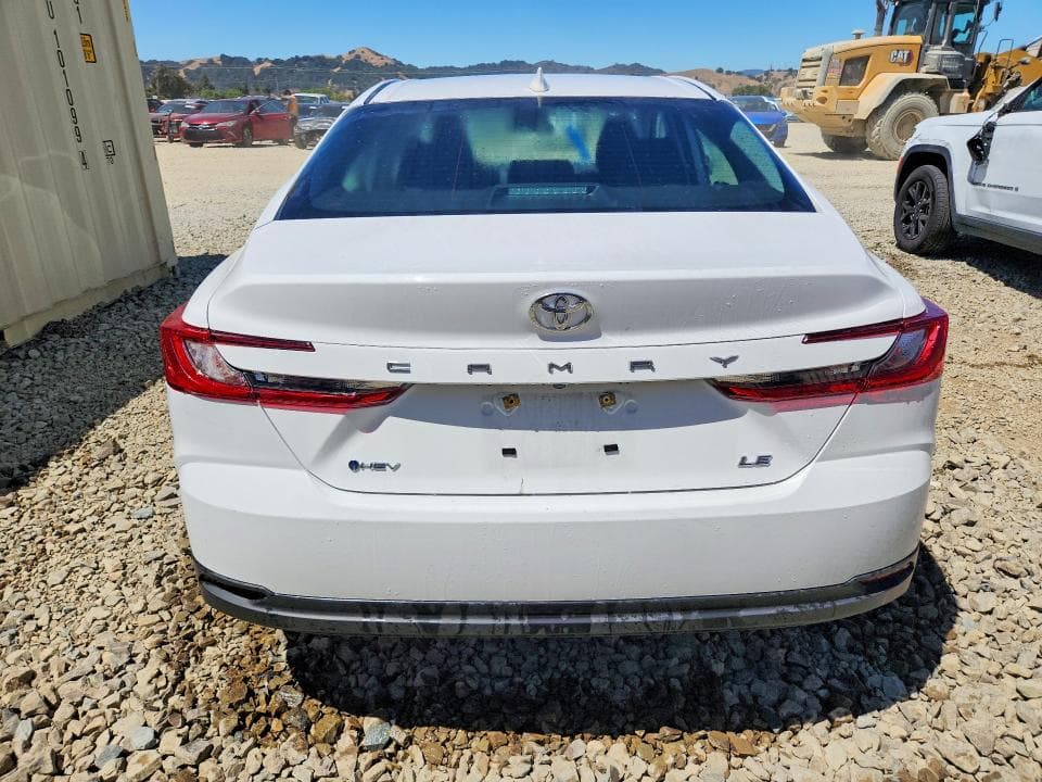2025 TOYOTA CAMRY LE 6