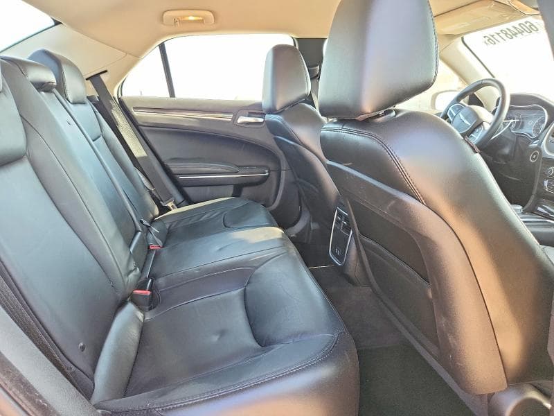2017 CHRYSLER 300 LIMITED 10