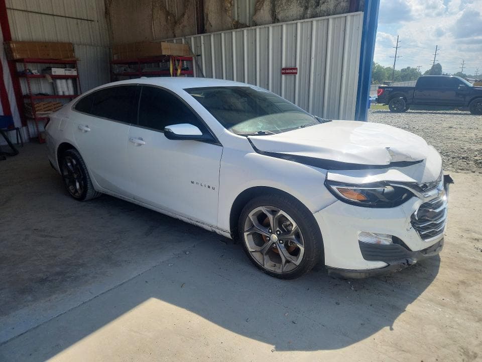 2021 CHEVROLET MALIBU LT 4