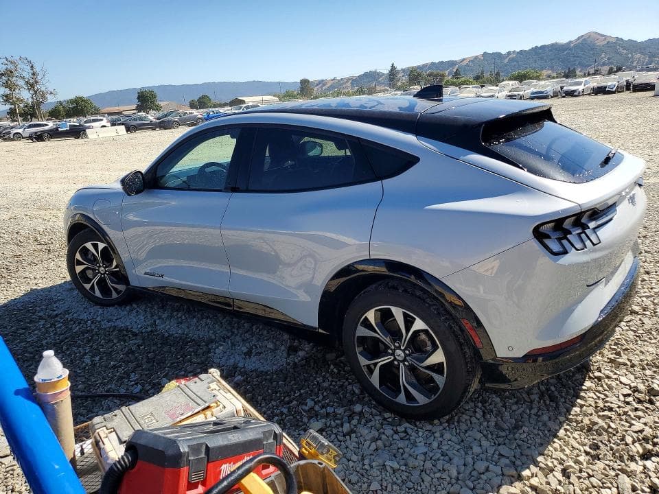 2023 FORD MUSTANG MACH-E PREMIUM 2