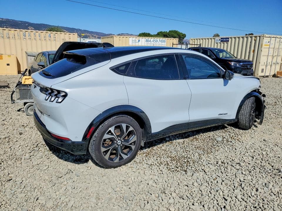 2023 FORD MUSTANG MACH-E PREMIUM 3