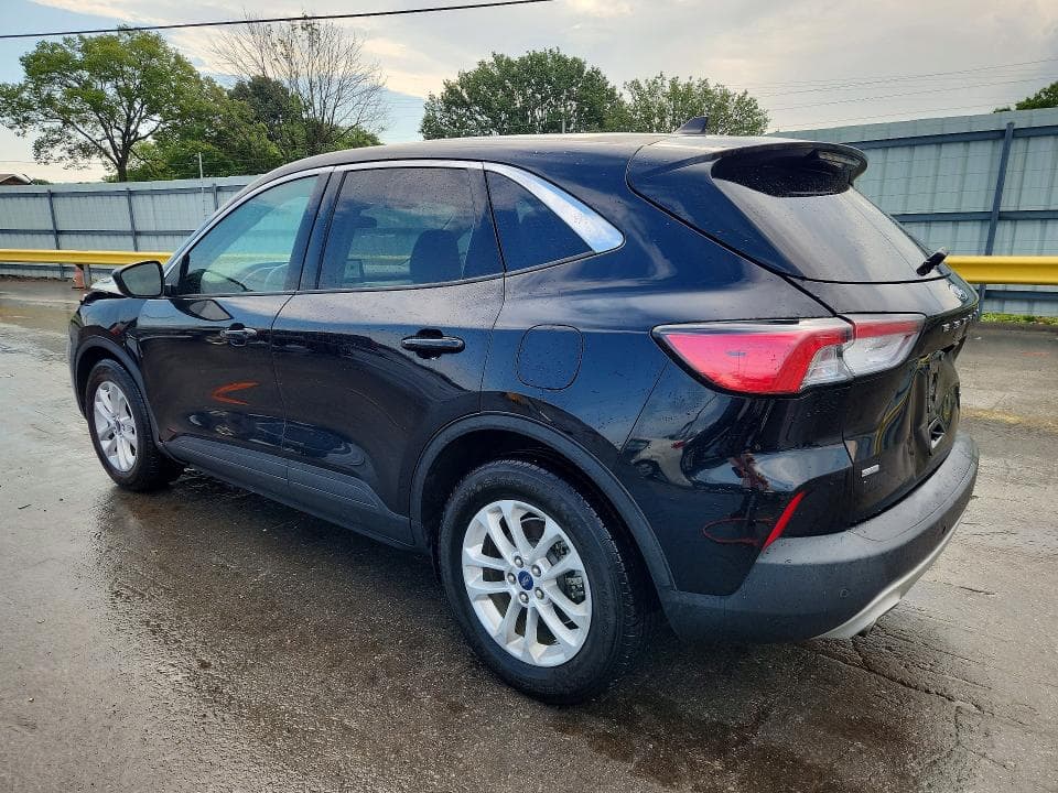 2021 FORD ESCAPE SE 2