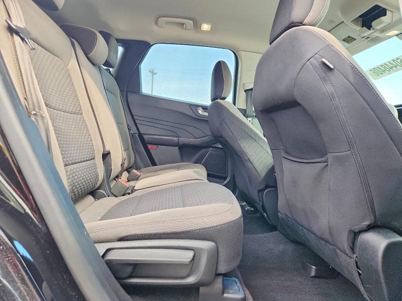 2021 FORD ESCAPE SE 11
