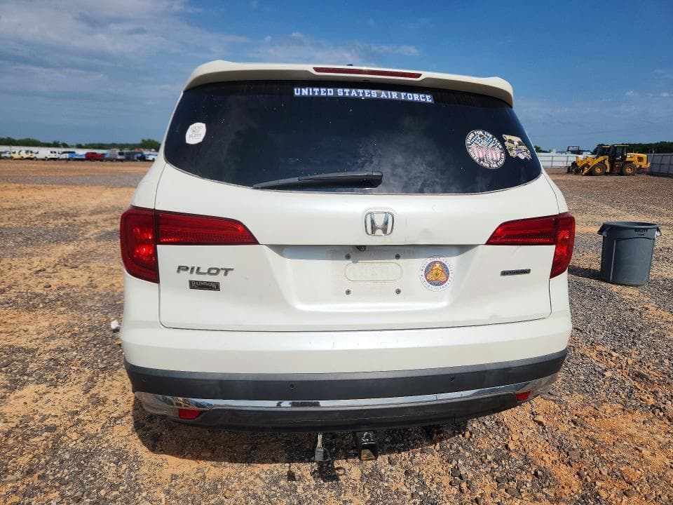 2017 HONDA PILOT TOURING 6