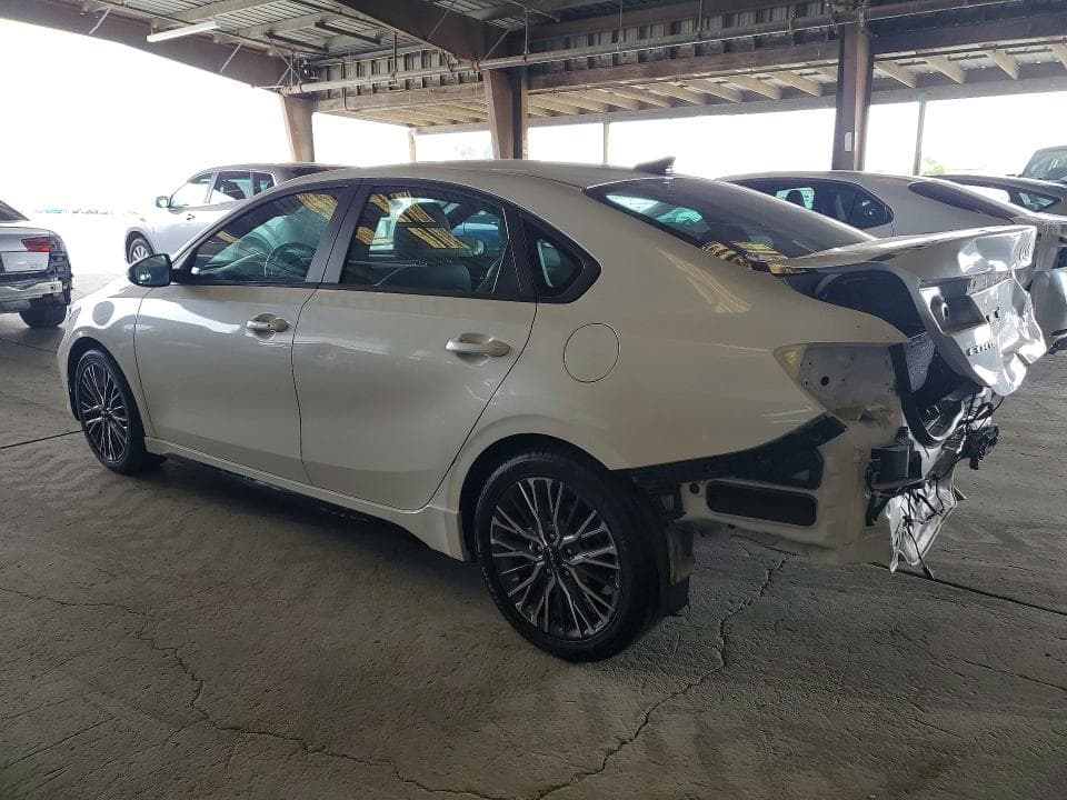2022 KIA FORTE GT LINE 2