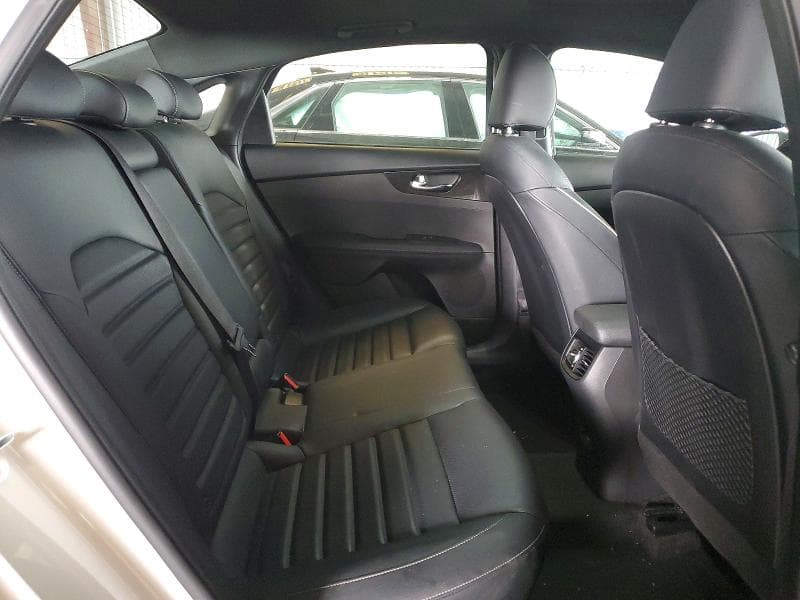 2022 KIA FORTE GT LINE 10