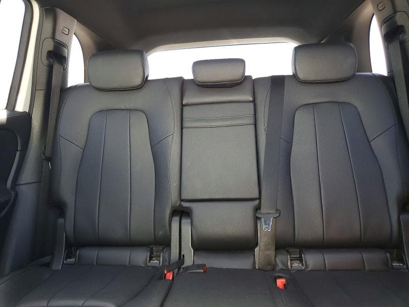 2021 MERCEDES-BENZ GLB 250 250 10