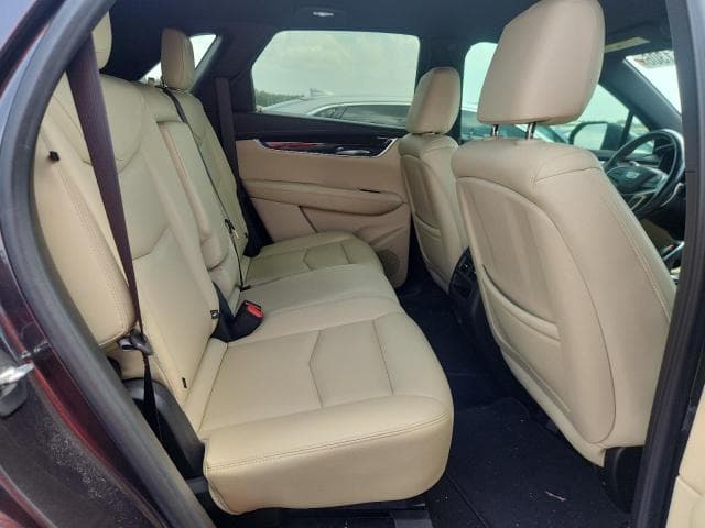 2018 CADILLAC XT5 11