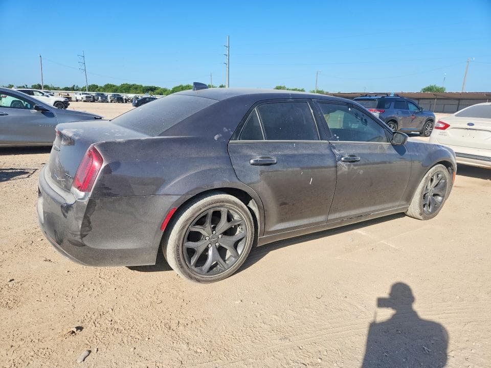 2020 CHRYSLER 300 TOURING 3