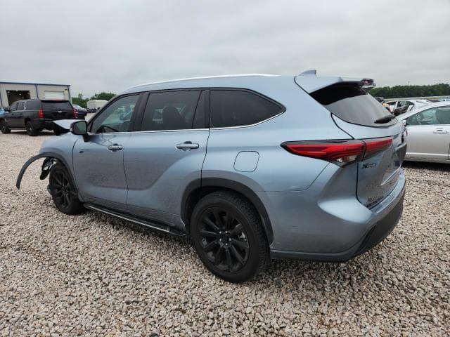 2021 TOYOTA HIGHLANDER XLE 2