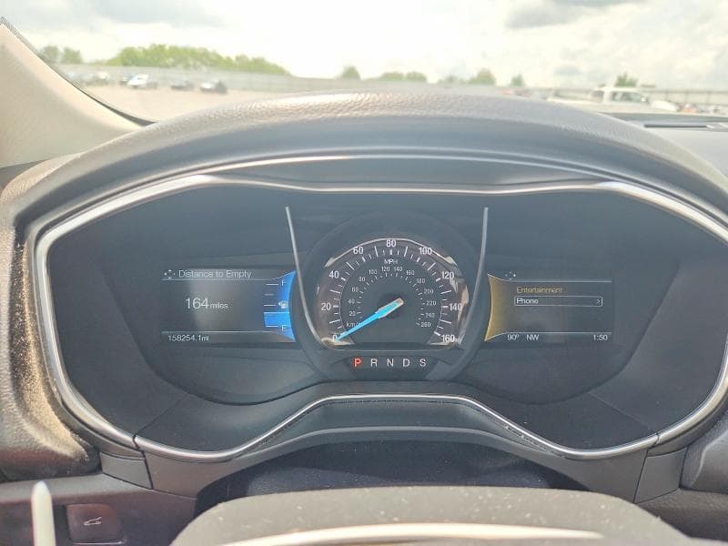 2017 FORD FUSION 9