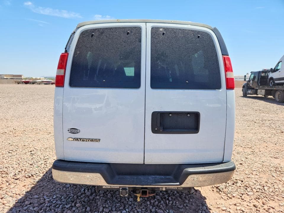 2017 CHEVROLET EXPRESS G3500 LT 6