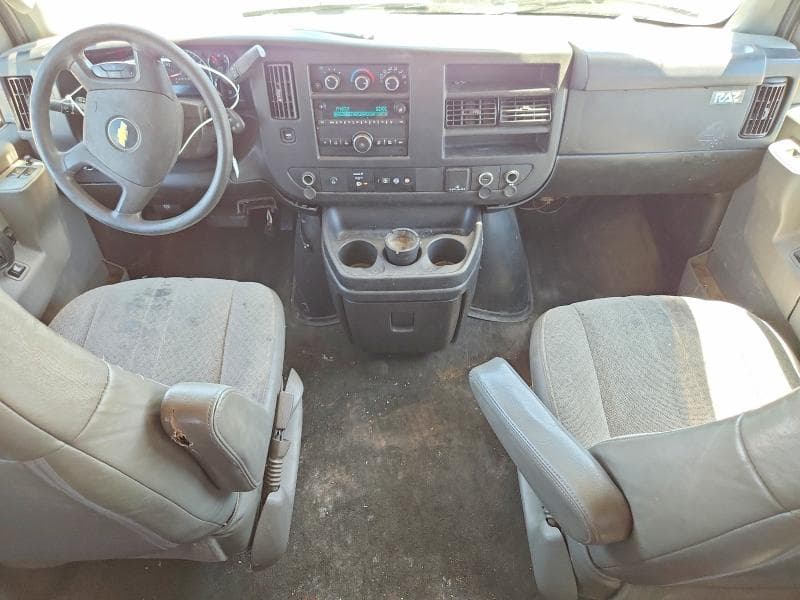2017 CHEVROLET EXPRESS G3500 LT 8