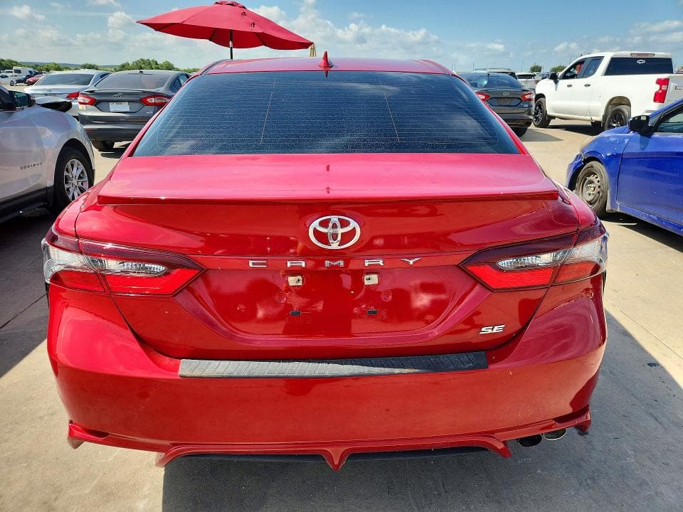 2021 TOYOTA CAMRY SE SE 6