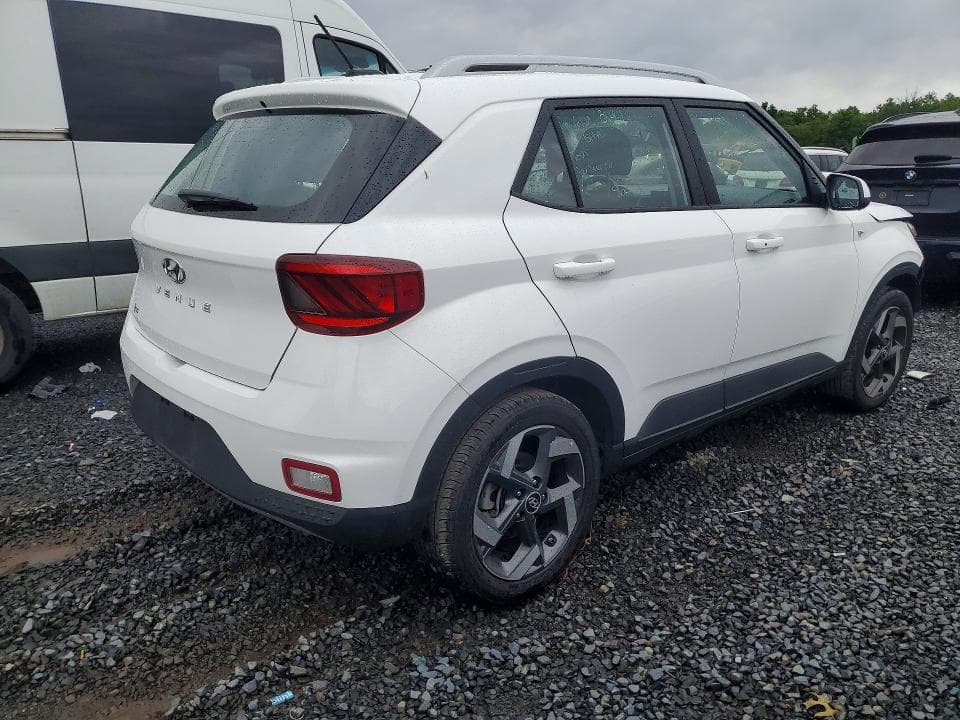 2026 HYUNDAI VENUE SEL 3