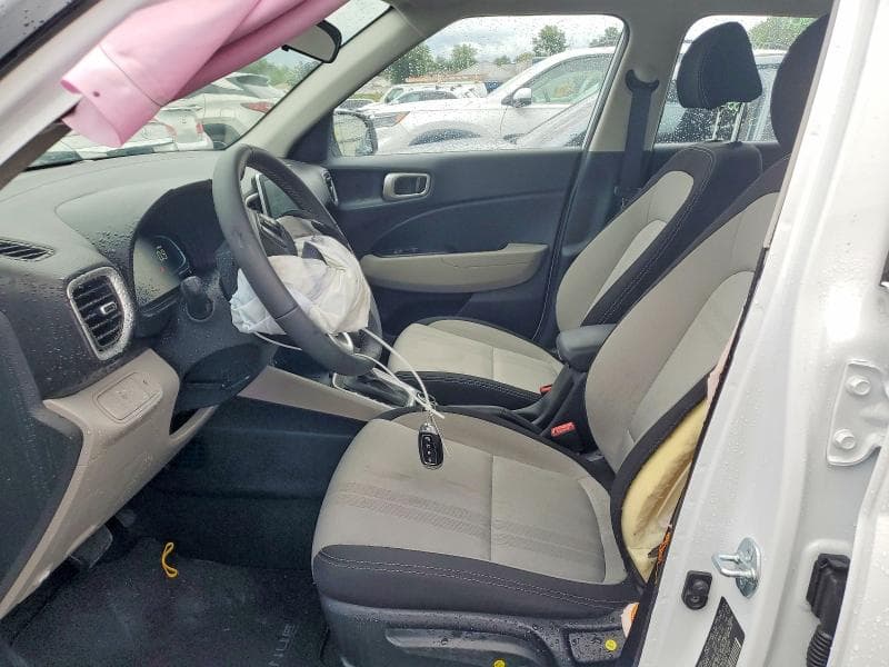 2026 HYUNDAI VENUE SEL 7