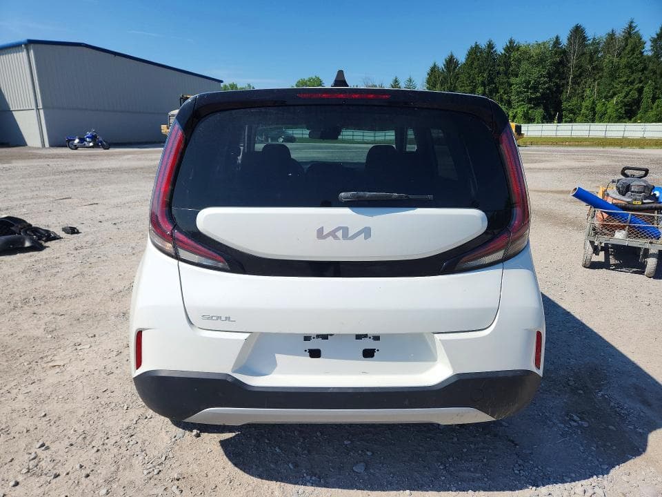 2023 KIA SOUL LX 6