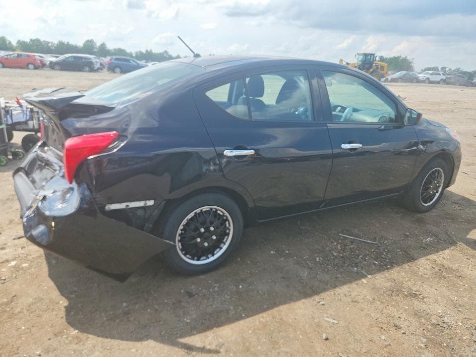 2017 NISSAN VERSA 1.6 SV 3