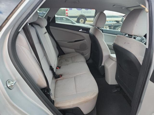 2019 HYUNDAI TUCSON SE 11