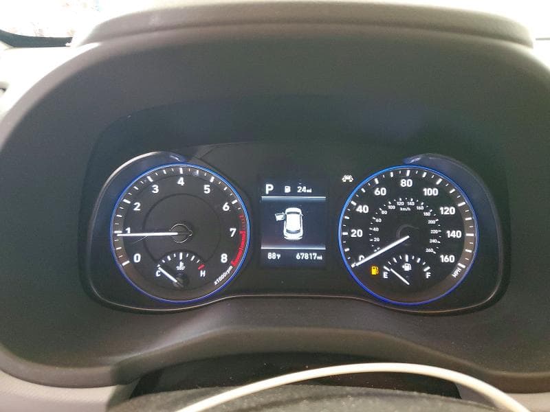 2020 HYUNDAI KONA SEL 9