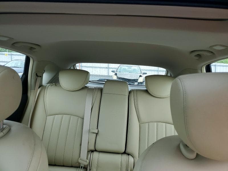 2017 INFINITI QX50 BASE 10