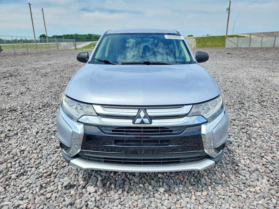 2017 MITSUBISHI OUTLANDER ES 5