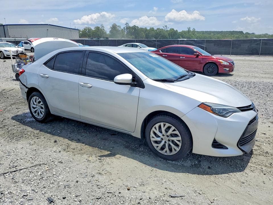2018 TOYOTA COROLLA LE 4