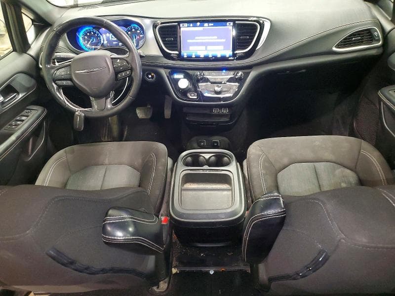2021 CHRYSLER PACIFICA TOURING 8