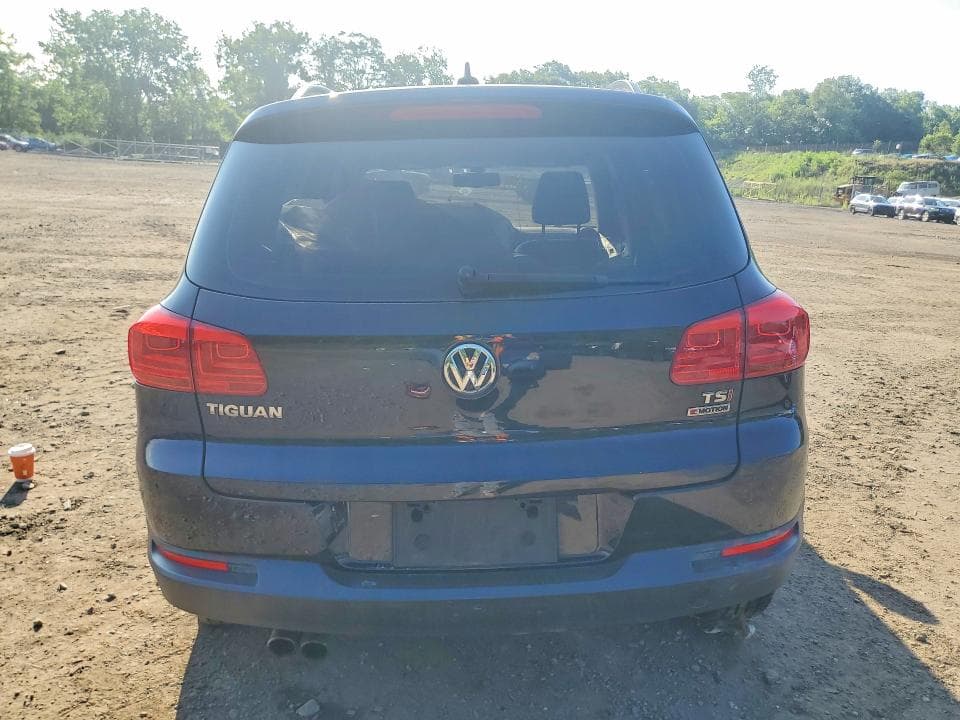 2017 VOLKSWAGEN TIGUAN S S 6