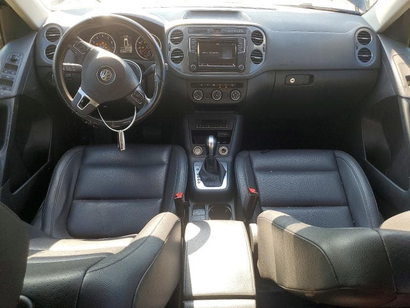 2017 VOLKSWAGEN TIGUAN S S 8