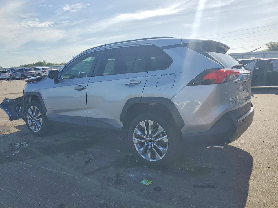 2023 TOYOTA RAV4 XLE PREMIUM 2