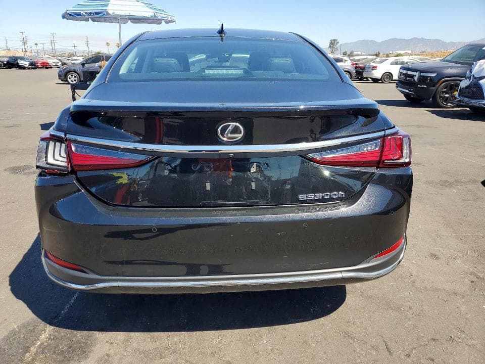 2025 LEXUS ES 300H BASE BASE 6