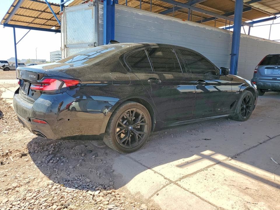 2022 BMW 530E 3