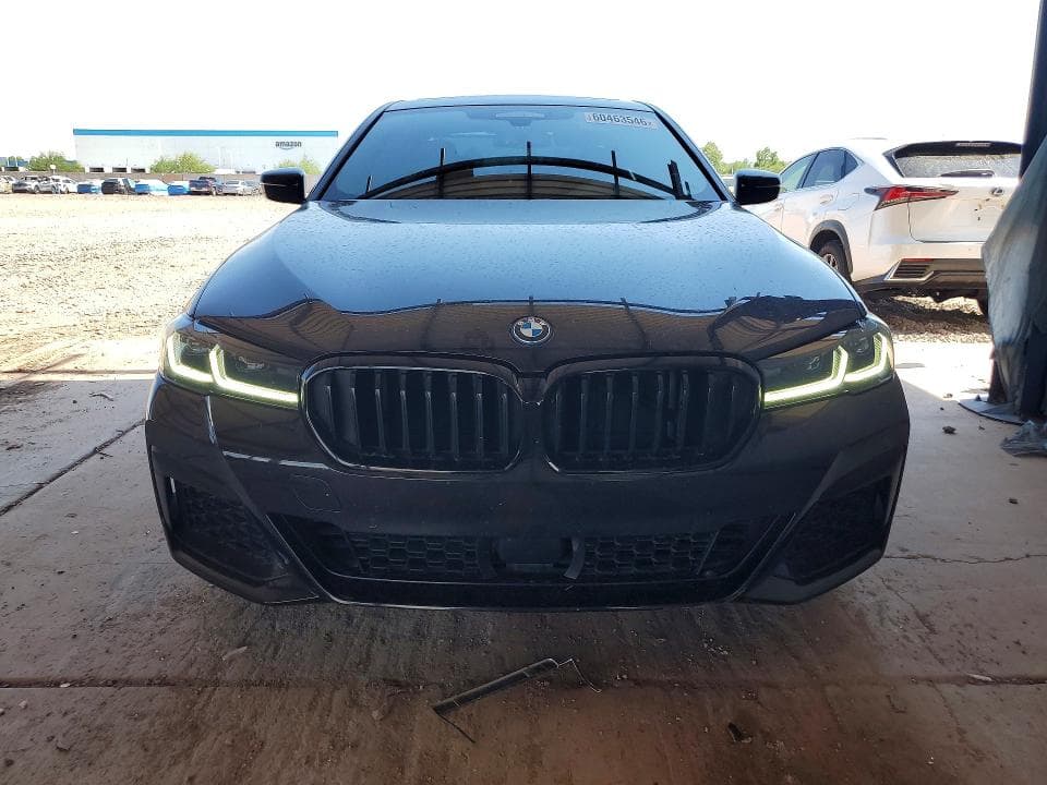 2022 BMW 530E 5