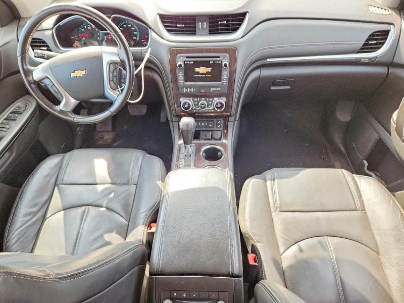 2017 CHEVROLET TRAVERSE LT LT 8