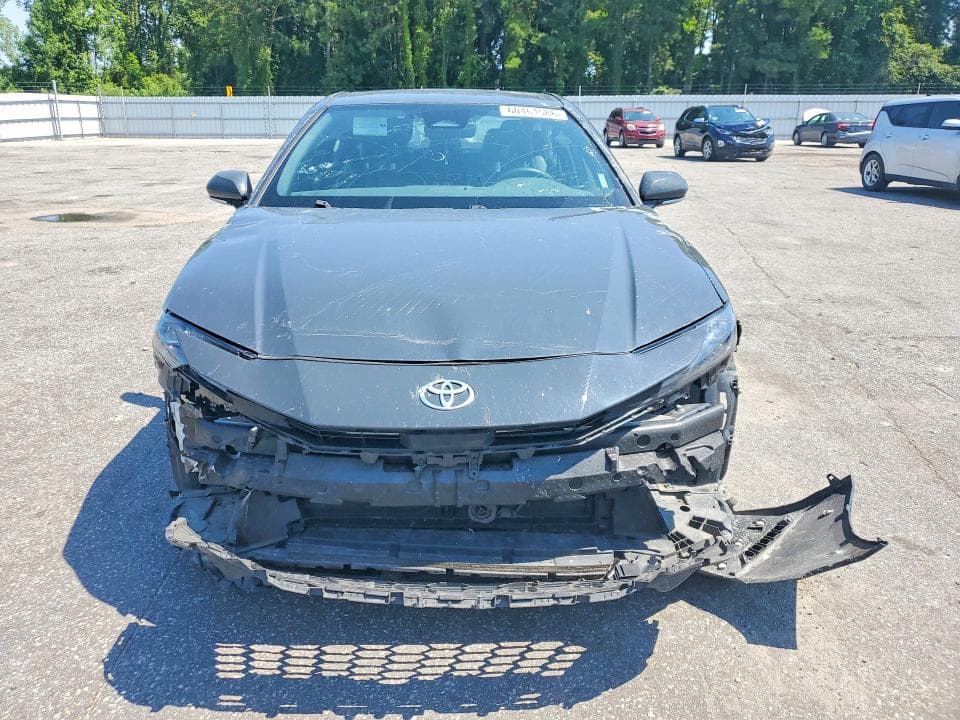 2025 TOYOTA CAMRY SE 5