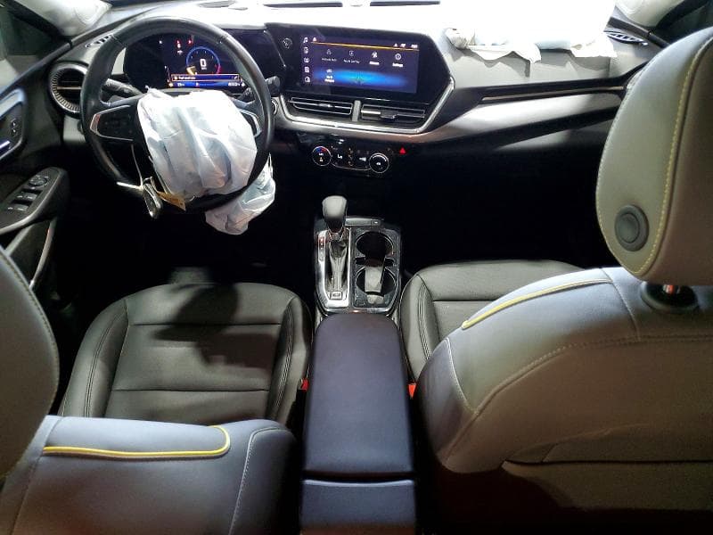 2025 CHEVROLET TRAX ACTIV 8