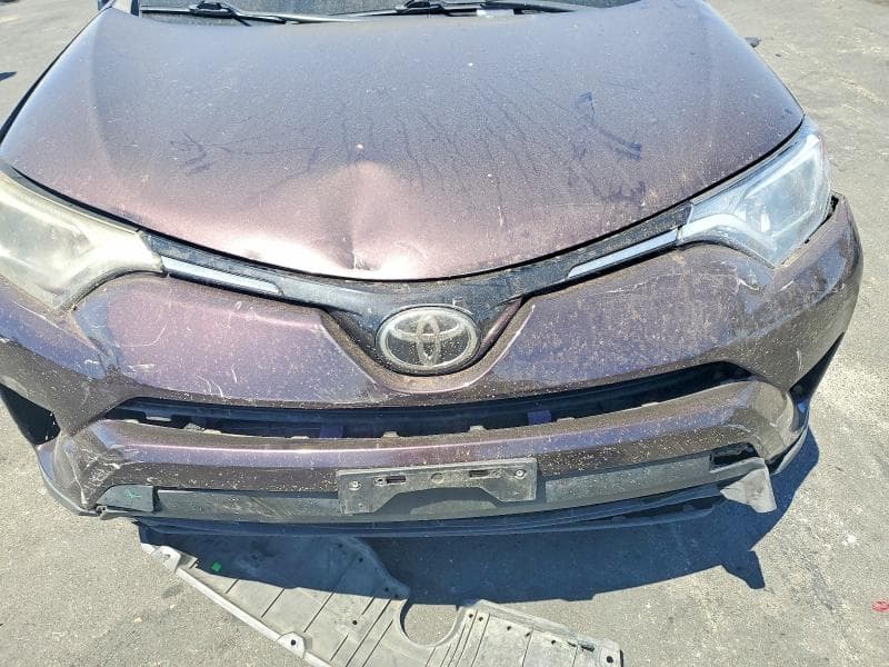 2017 TOYOTA RAV4 LE 11