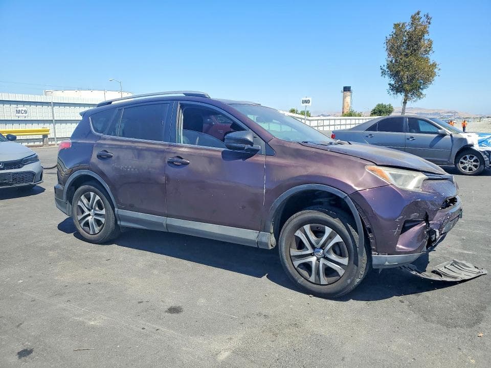 2017 TOYOTA RAV4 LE 4