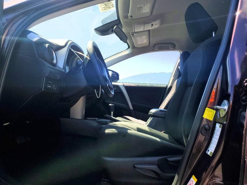 2017 TOYOTA RAV4 LE 7