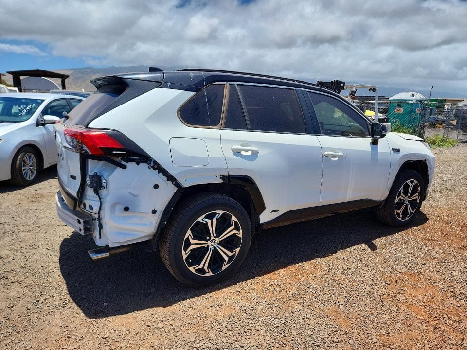 2021 TOYOTA RAV4 PRIME XSE 3